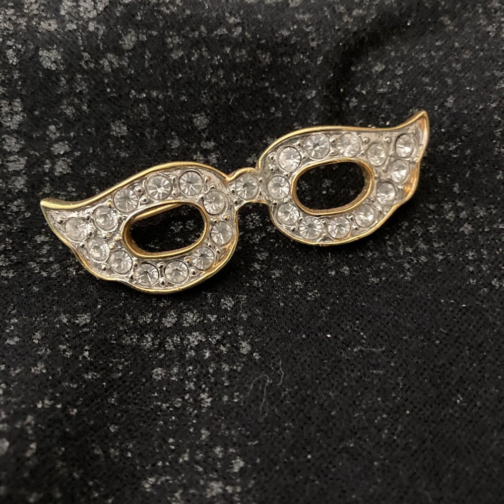 Swarovsky brooche